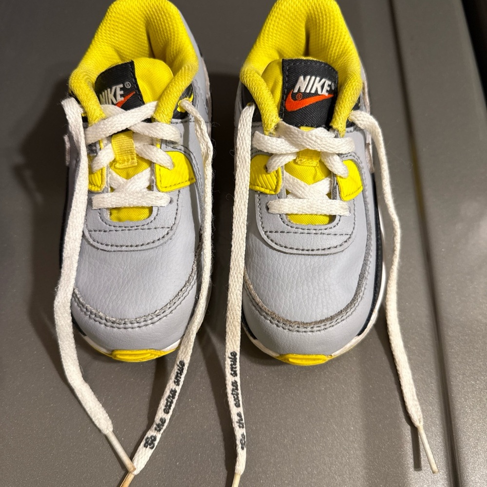 Nike Kids Sneakers in Gray and Yellow